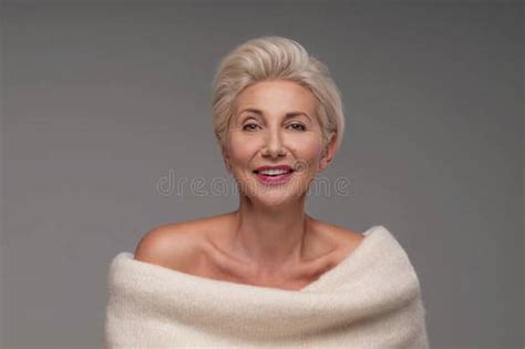 Explore the Best Gilf Art .